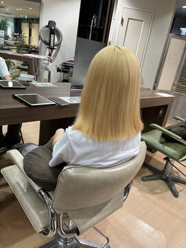 アウラ(AURA) ダブルカラーケアブリーチハイトーン