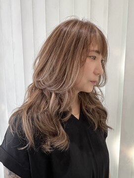 透明感ハイライトデザインカラー。