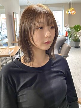 エイム(A-im) 【ミディアムレイヤーボブ×オリーブベージュ)