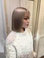 カシェル トウキョウ(Cashel Tokyo) 切りっぱなしボブと明るめカラー