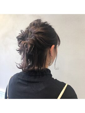 フェンヘアーアイス 中目黒(Fen.hair ici) 切りっぱなしボブ グレーパープル アレンジ