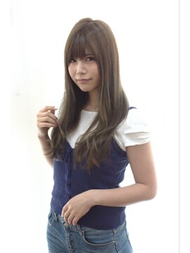 バグズ ヘアデザイン 桔梗が丘店(Baguz HAIR DESIGN) プラチナベージュで飾る、リラックスロング