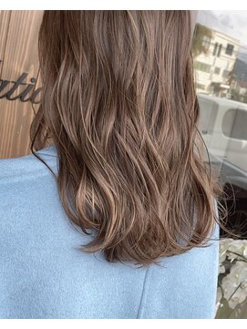 ルラシオン(Relation) ハイライトチョコレートベージュ