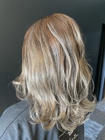 サローネデ アグスティナ バイ サンバンチ(salones de agustina by sanbanchi)&nbsp;グラデーションカラー/オリーブグレージュ