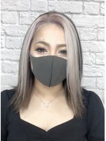 リヒト ヘアワークス(Licht HairWorks)&nbsp;フェイスフレーミングホワイトシルバー×シンデレラトリート