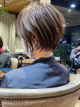 アヴァロン(AVALON) 絶壁解消/ひし形/前下がり/大人ショートボブ/30代/40代★猪狩★