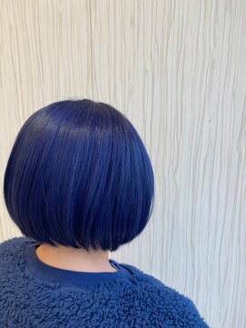 ビス リアン 川口店(Vis lien) ブルー/原色/派手髪/