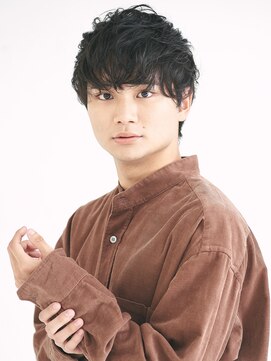 ルクスドレ 新宿(Luxe doree') コンマヘア/センターパート/ツイストスパイラル/［新宿駅］