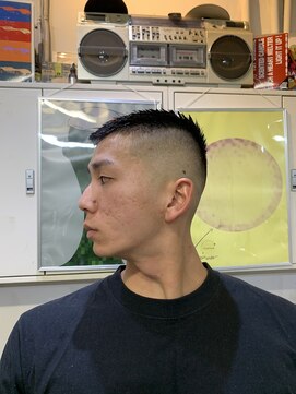 メリケンバーバーショップ フクオカ(MERICAN BARBERSHOP FUK) ハイライトマッシュパーマウルフアッシュブラック