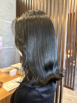 ブランシェ 小牧店(BRANCHE) 艶々☆ブルーブラックカラー〔西尾〕