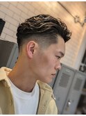 ラルフカールソフトツイストパーマ刈り上げメンズフェードカット