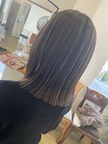 アラヘアー(ara HAIR)&nbsp;切りっぱなしミディ