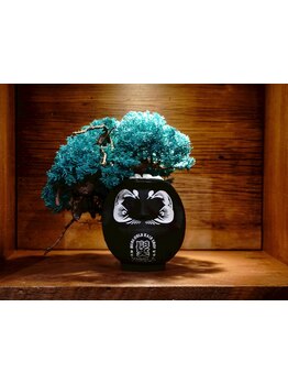 【町田メンズサロン/町田駅徒歩5分】店内にバーカウンターのある、大人の男が集うサロン《NIGELA》