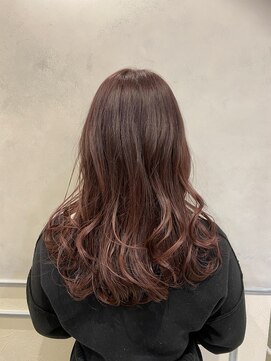 リヴナ(Livna) ピンクブラウンに艶レイヤー◎