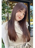 ストレートロング マロンブラウン 天使の羽バング