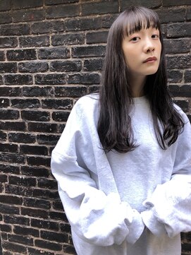 リラ バイ クオーレ(LIRA by CUORE) ナチュラルロング