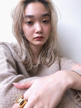 ガレージ バイ グリーン 原宿 表参道(Garage by green) 【loki】ハイトーン×ミディアム