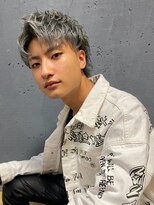 メンズオンリーサロン 創 立川&nbsp;銀髪×毛束ツーブロック【理容室】〈床屋/美容室／立川〉