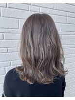 リタ ヘアメイク(Rita hair make) 切りっぱなしロブ