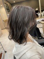 エリス ウメダ(Eliss umeda)&nbsp;極細フルハイライト×グレーアッシュ