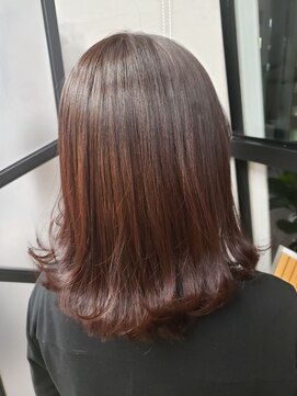 ラフランクリー(la frankly) 20代30代/大人かわいい/ウルフ/髪質改善/レイヤースタイル