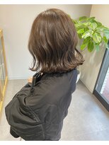 キュー(CEU) 切りっぱなしくすみベージュ