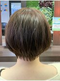 耳かけショートボブ　3