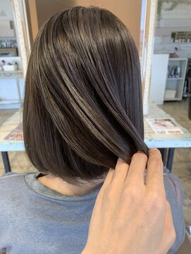 マンプスウタタ (Mumps utata) アッシュグレイ