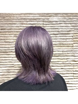 ビスイル 秋葉原店(Vis ill) くびれボブミニウルフ透明感シルバーアッシュカラー