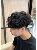 刈り上げツーブロック波巻きスパイラルパーマメンズマッシュ