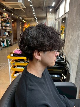 カーニー 北千住(kearny) メンズカットパーマ/ニュアンスパーマ/フェザーパーマ[北千住]