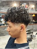 カーリーパーマ/スパイラルパーマ/フェードカット