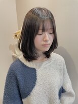 クム(QUMU)&nbsp;ふんわりミディアムレイヤー