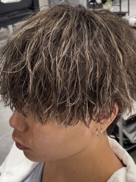 ゴールド 京都 三条(GOALD) ツイスパハイライト