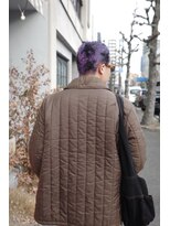 エディ(Edy)&nbsp;スパイキーショートケアブリーチダブルカラー外国人風眉毛カット