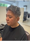 大人の色気があるウェーブパーマ
