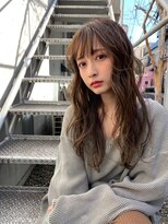 ケアリー プレナ海浜幕張(Carelly)&nbsp;デザインカラー/レイヤーカット/ウェットヘア/オリーブベージュ