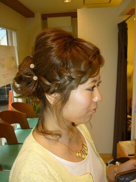 デザインヘアーピアジェ 八木店(DESIGN HAIR PIAGET) ルーズにKIRARAアレンジ