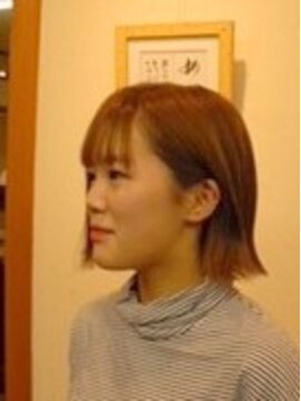 イシイ(ISHII) 外ハネボブ♪切りっぱなしボブにインサイドハイライト☆