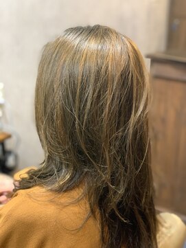 コネル ヘア アンド ハート(CONNEL HAIR And HEART) ナチュラルハイライト