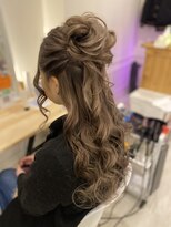 ハーフアップ