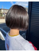 ハグヴィアン(HUG BIEN)&nbsp;2022年赤みキャンセルアッシュ