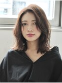 前髪なし大人かわいいひし形くびれヘアエアリーミディ20代30代