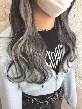 プライズ アイリス 池袋東口店(prize Iris) インナーカラー/グレー/グレージュ/ハイトーン