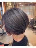 ショートボブ