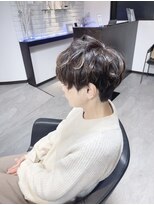 リリ(RiRi)&nbsp;白髪染め&ハイライト☆耳上スッキリショート