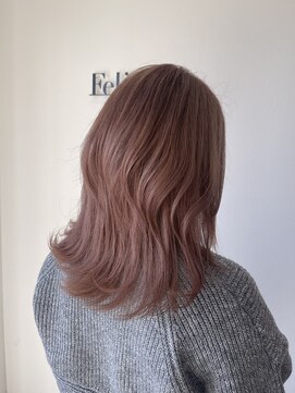 フェリーチェヘアーデザイン(Felice) ホワイトピンクベージュ