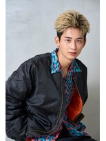 ニゲラ 町田(NIGELA)&nbsp;刈り上げないツーブロックハイトーンミルクティーショート