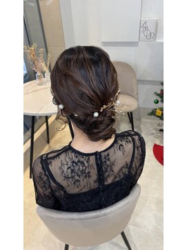 ミルクティー(Milk TEA) シニヨンヘア♪