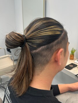 ネイロ 北千住(NeiRo) メンズマッシュ刈り上げ波巻きツイストスパイラルパーマ北千住